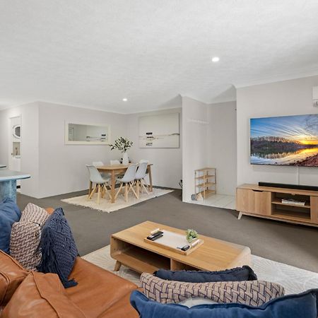 Aparthotel Oceanside Cove Gold Coast Exterior foto